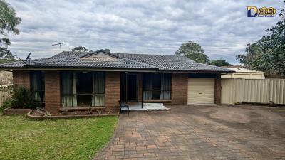 R3 Zone - Walk to Station - House with parents' retreat